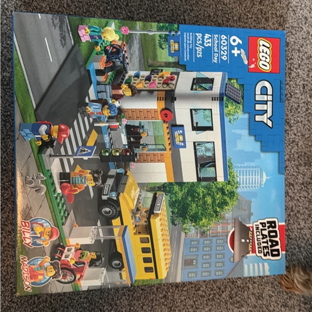 LEGO City school bus 60329